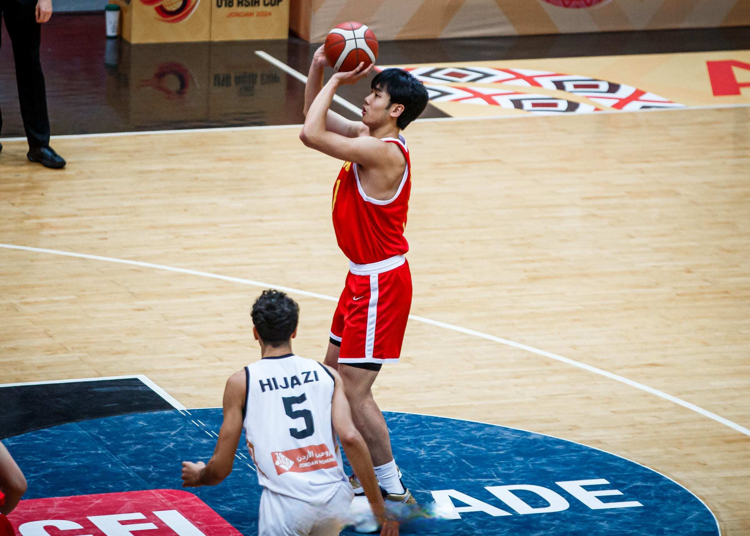 开云平台-加时末段广东宏远绝杀压哨：亚冠节点到来，球迷炸锅，身体对抗强度拉满 